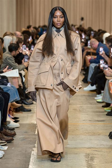 London Fashion Week: Burberry Spring 2023 Collection - Tom + Lorenzo