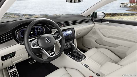 Volkswagen Passat Alltrack (EU-Spec) | 2020MY | Interior