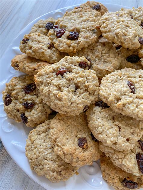 20 Minute Soft Baked Oatmeal Raisin Cookies – Peanut Butter and Jilly