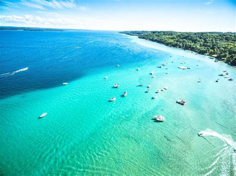 This Lake In Michigan Seriously Looks Like The Caribbean Sea | Michigan ...