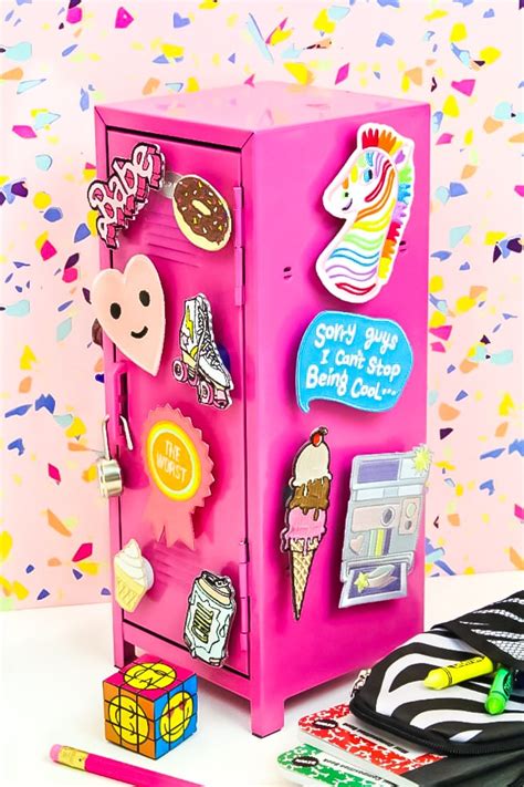 Simple DIY Patch Locker Magnets! ⋆ Brite and Bubbly