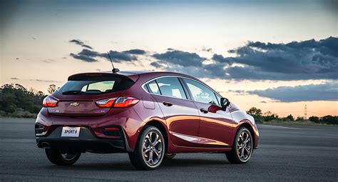 2017 Chevrolet Cruze Hatchback Specs & Photos - autoevolution