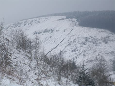 Ferndale Snow 2013 | A zoom in on the mountian, just next to… | Flickr