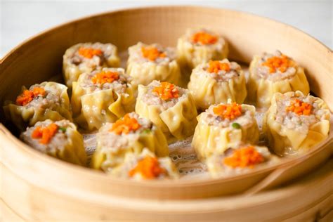 How to Make Cantonese Shumai (Siu Mai) | Recipe | Pork dumpling ...