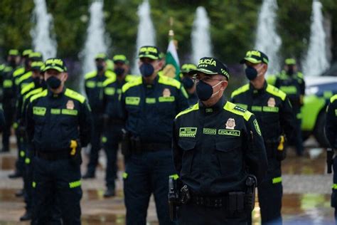 Inicia el cambio de uniforme de la Policía Nacional: habrá capacitación ...