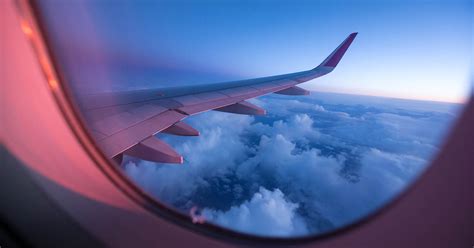 How to Take Photos Out an Airplane Window | PetaPixel