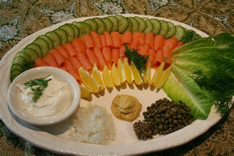 Julia's Cookbook: Smoked Salmon Platter