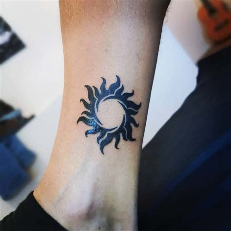 Top 67+ Best Simple Sun Tattoo Ideas - [2021 Inspiration Guide]