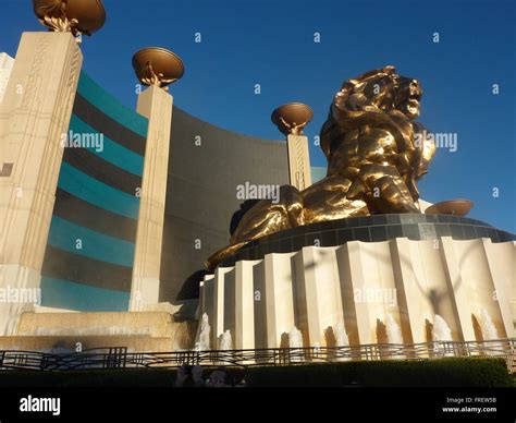 MGM Leo, Giant Lion brass statue at the entrance of MGM Grand Casino ...