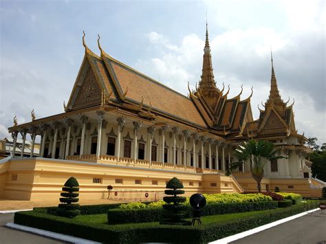 Royal Palace, Phnom Penh | Cambodia Trains