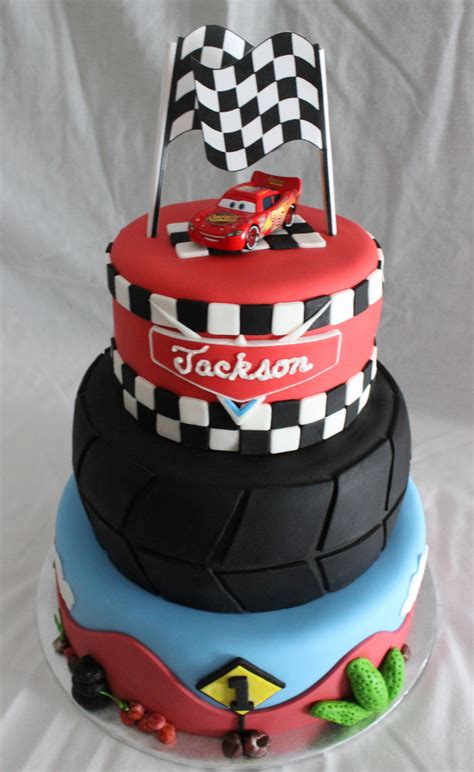 Lightning Mcqueen-Cars Cake - CakeCentral.com