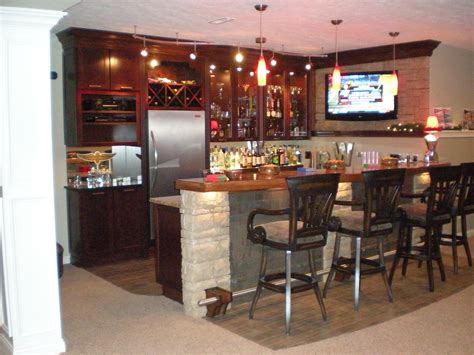 Man Cave Bar Ideas Designs And Pictures | urban-industrial.designinte.com