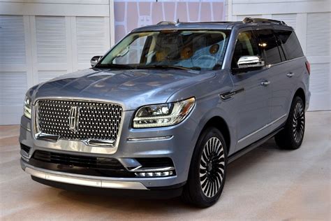 Foto de 2018 Lincoln Navigator (16/21) | Camiones chevy levantados ...