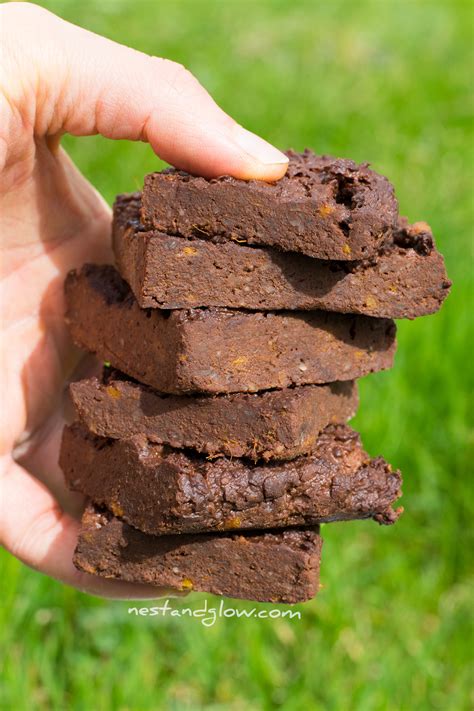 3-Ingredient Healthy Chocolate Brownies – Nest and Glow