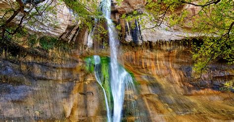 Hike to Lower Calf Creek Falls, Utah