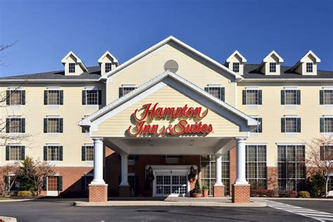 Hampton Inn & Suites State College at Williamsburg Square State College ...