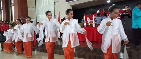 Tari Tradisional Maluku - Tradisi Tradisional