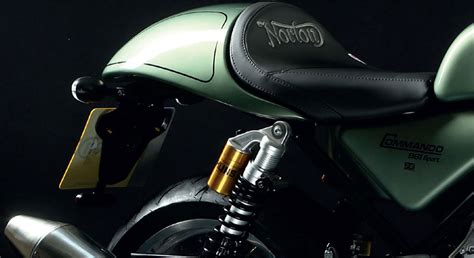 Norton Commando 961 Sport Mark II press seat