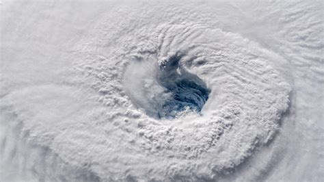 Hurricane Florence: NASA reveals stunning view of storm from space