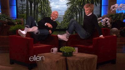 Kate Mckinnon Im Ellen GIF - Find & Share on GIPHY