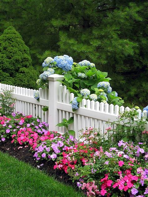 White Picket Fence Garden Ideas That Will Make You Say WOW - Top Dreamer