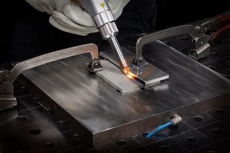 IPG Photonics offers newest handheld laser welder