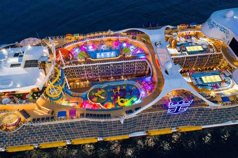 9 Tips for Sailing Royal Caribbean's Oasis Class Ships