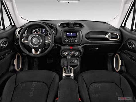 2017 Jeep Renegade Interior | U.S. News & World Report