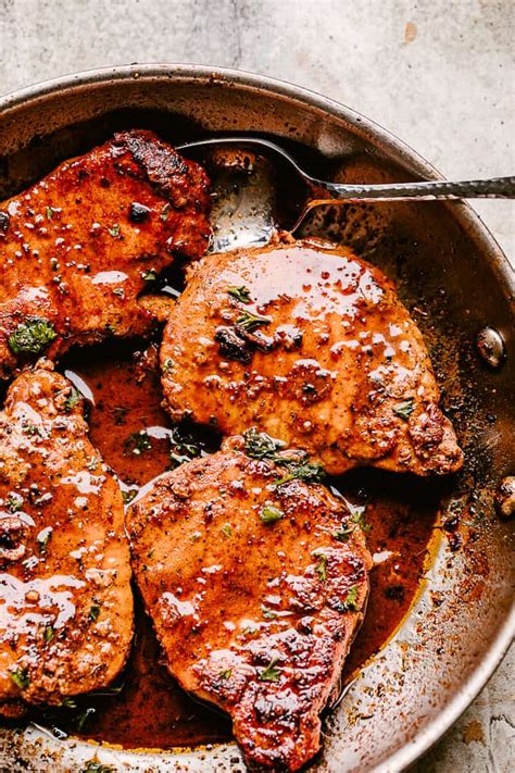 Garlic Parmesan Pan Fried Pork Chops | Easy Weeknight Recipes