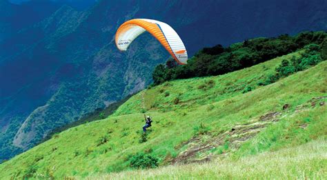 Paragliding in Vagamon | Vagamon Kerala