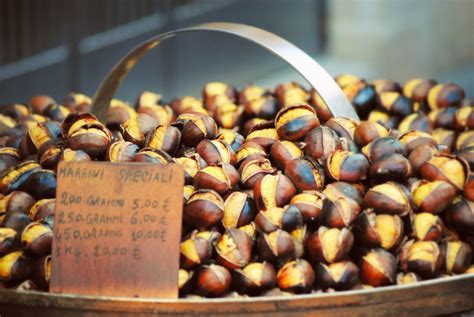 I LOVE Roasted Chestnuts, Spanish Steps, Roma 12/2011 Italian Life ...