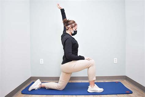 Four Hip Flexor Stretches to Relieve Tightness, from a PT | HSS