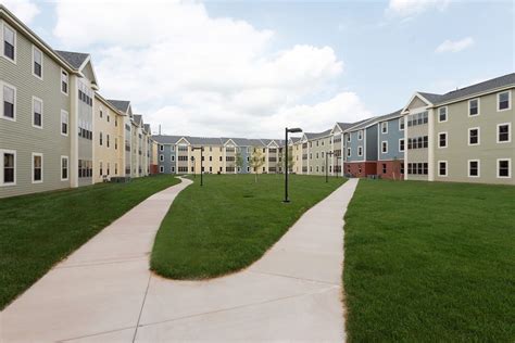 College Suites at Brockport - Christa Construction