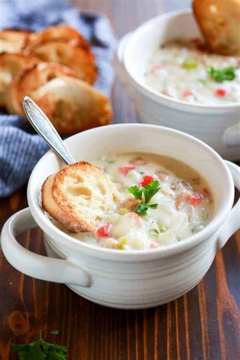 Best Ever Creamy Clam Chowder | The Recipe Critic