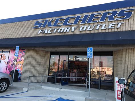 Skechers Factory Outlet - 56 Photos & 25 Reviews - Shoe Stores - 15251 ...