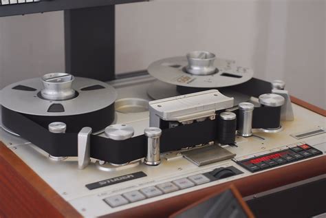 How does magnetic tape work? | The Basics | Reverb News