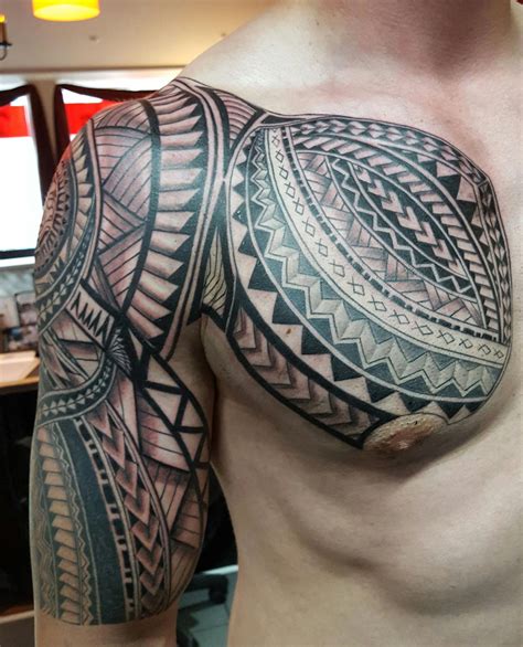 new zealand maori tattoos arm bands #Maoritattoos | Tribal chest ...