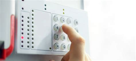 Vector home security systems: pros, cons and costs | QualitySmith