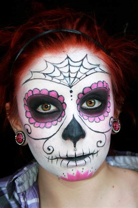 Halloween makeup sugar skull, Face painting halloween, Sugar skull ...