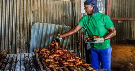 Traditional Jamaican Food: 30 Awesome Dishes You Can't Miss