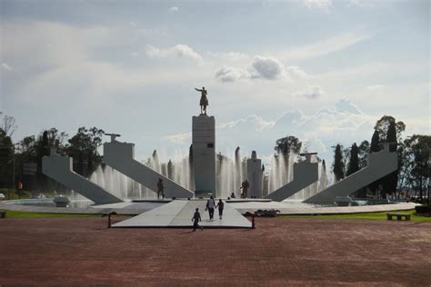 monumento batalla de puebla by makiberry on DeviantArt