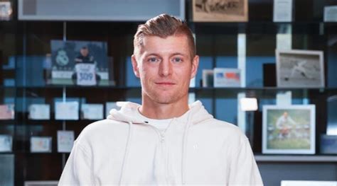 Toni Kroos - Bio, Facts, Age, Height, Wife, Net Worth, Quotes