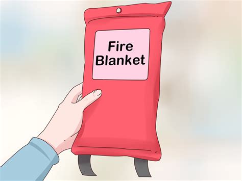 3 Ways to Use a Fire Blanket - wikiHow