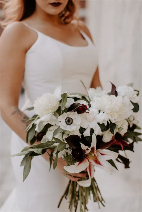 White Anemone Bouquet for Philadelphia Wedding