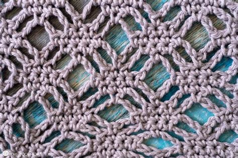 How to Crochet the Woven Lattice Stitch - Heart Hook Home