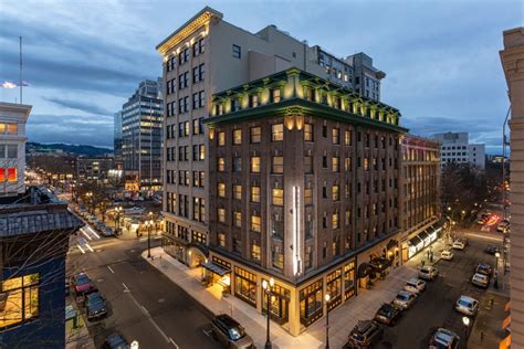 10 Reasons the Woodlark Hotel is a Great Stay in Portland, Oregon