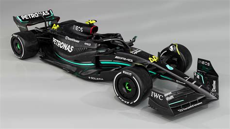 Mercedes 2024 F1 Reveal - Luise Robinia