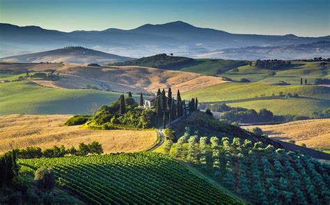 17 Top Tourist Attractions in Tuscany | PlanetWare