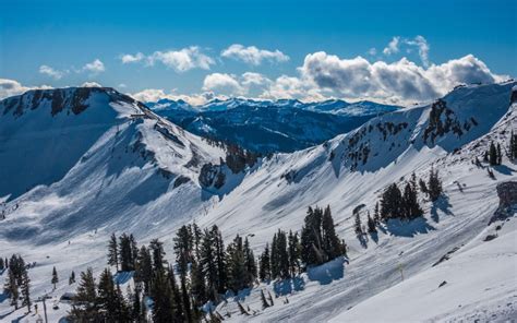 Squaw Valley snow now 1,778-plus centimetres for season - Pique ...