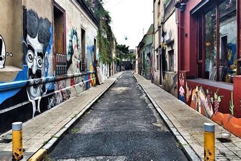 Buenos Aires Graffiti & Street Art Tour: Triphobo